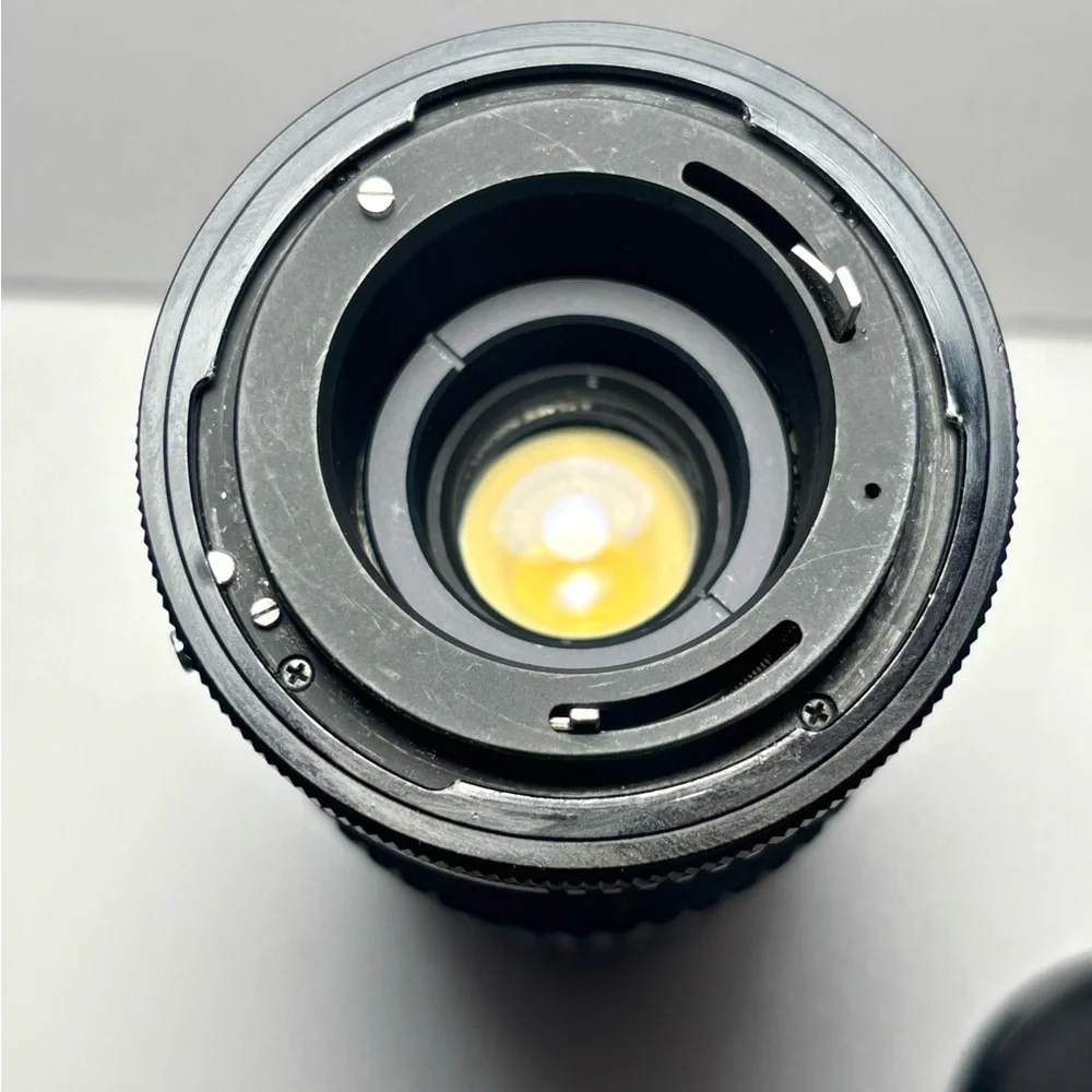 Albinar ADG 75-300mm 1:5.6 Macro Zoom Lens No. K8511798 W/ Leather Case